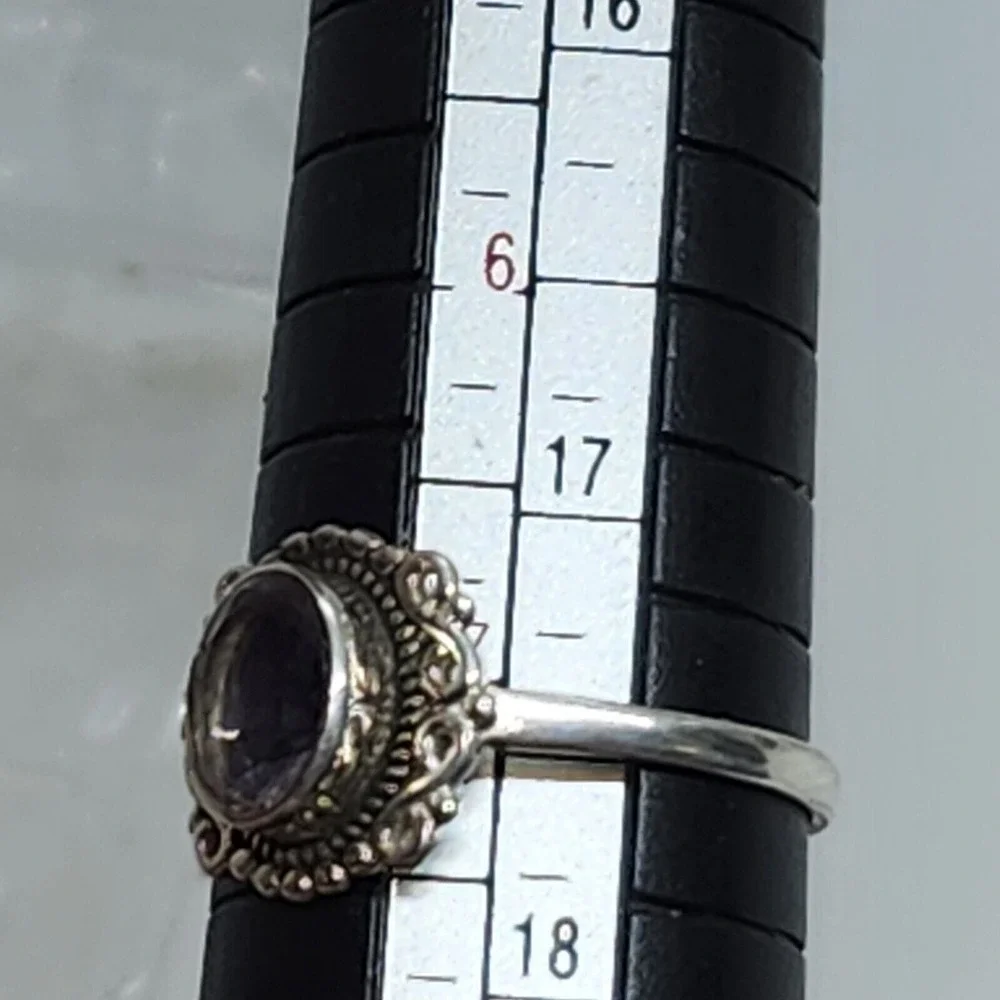 Sterling Silver Amethyst 925 Ring‎ Size 7.25